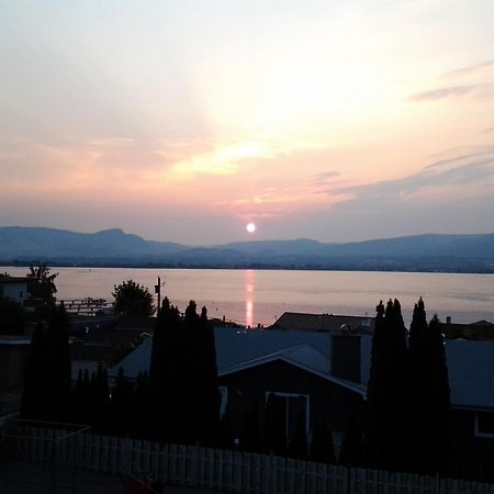 Casa Loma Bnb West Kelowna Exterior photo